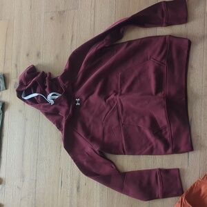 NWOT hoodie by under armour